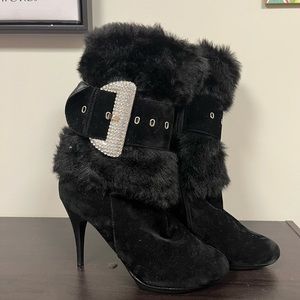 Women’s Faux Fur Bootie size 7W